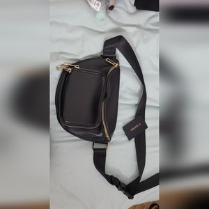 Forever 21  faux leather fannypack